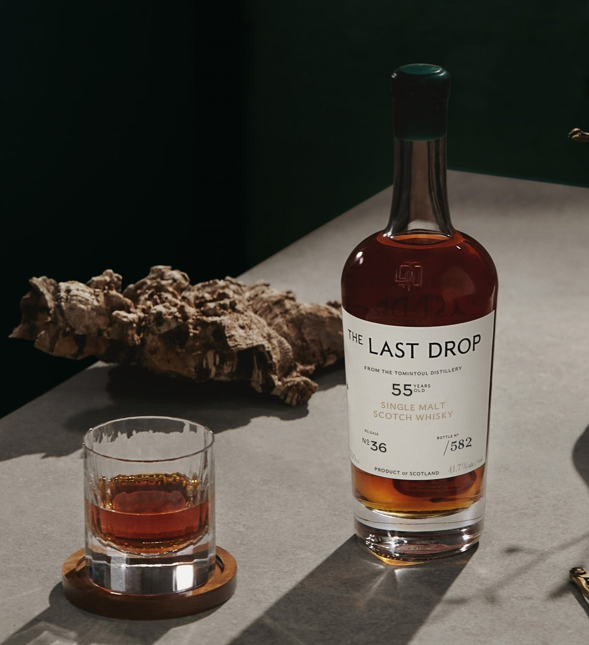 36_55yo_SMSW_Lifestyle_HIGHRES_1_RT2 copy square 2.jpg__PID:8bbf9e79-47fa-430e-b637-25682db28e05