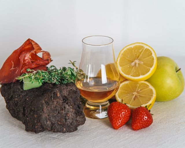 Ardmore 47 Year Old 1978 Milroy's Vintage Reserve Black 47.8% 70cl