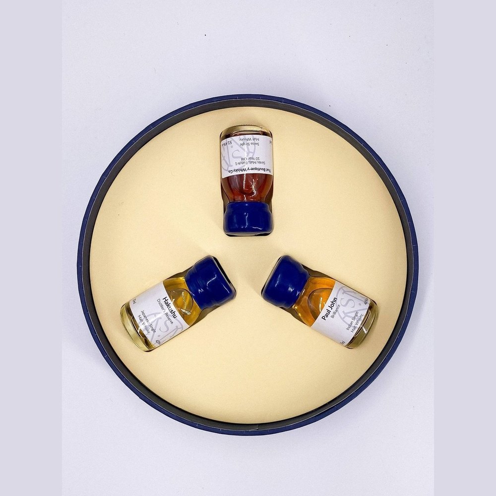 World #2 / Milroy's Tasting Flight / 46.8% / 9cl - Milroy's of Soho